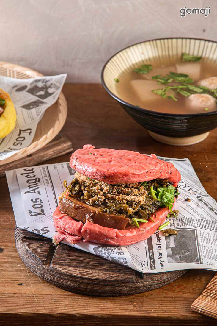 紅麴傳統爌肉刈包