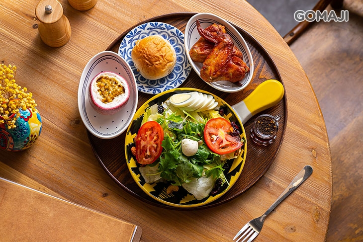 紐澳良雞翅熱沙拉