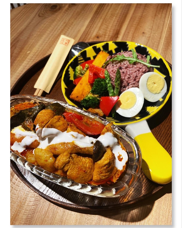 印尼辣妹特製巴東飯