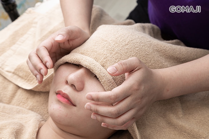 頭肩頸釋放按摩舒緩按摩SPA