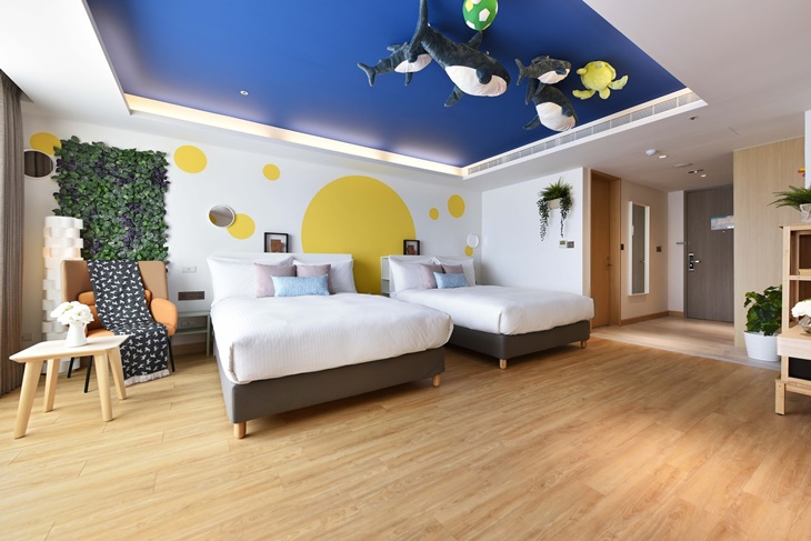 鯊鯊家庭四人房(二中床)