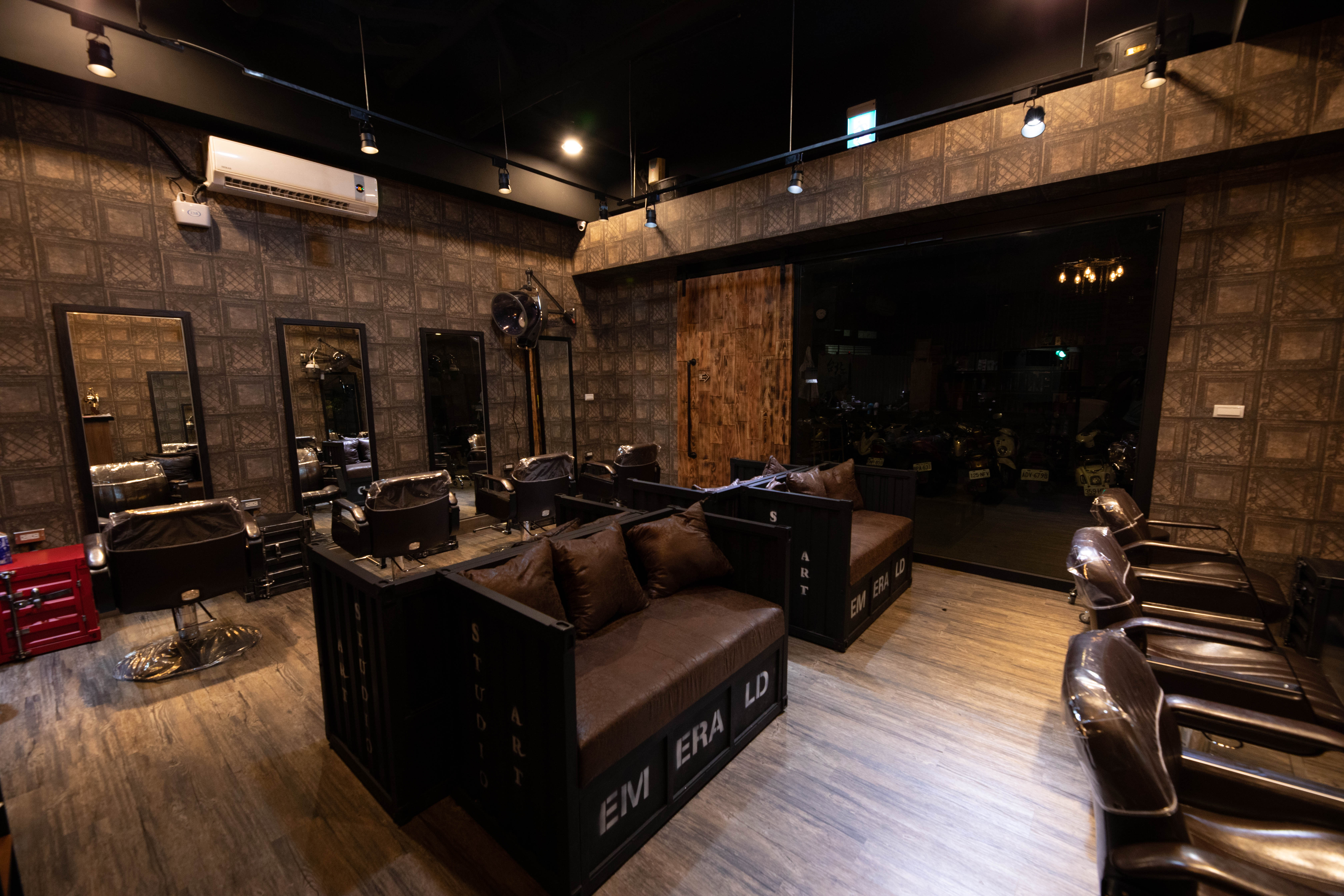 V-SHARK Hair Salon & Vanessa Nail髮型美甲沙龍