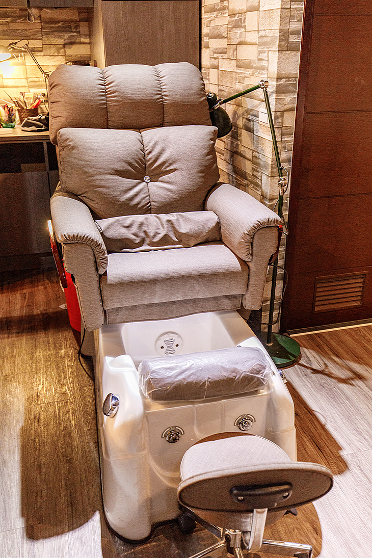 V-SHARK Hair Salon & Venessa Nail髮型美甲沙龍