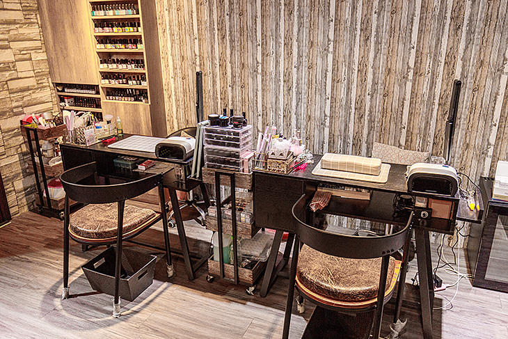 V-SHARK Hair Salon & Venessa Nail髮型美甲沙龍