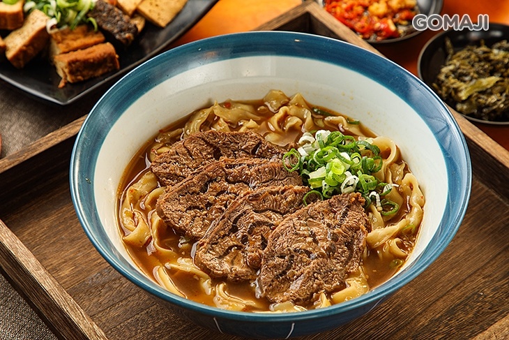 牛腱麵