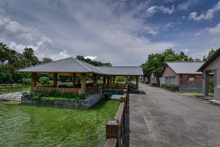 怡園渡假村