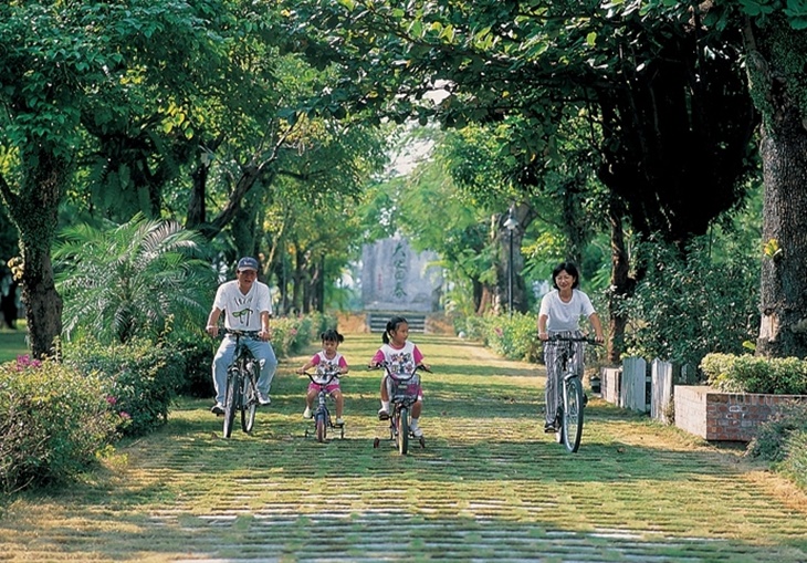 怡園渡假村