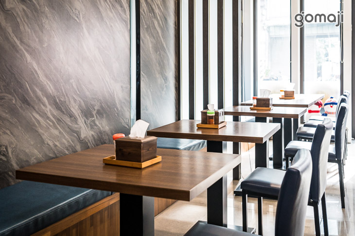 兆曜拉麵．丼飯