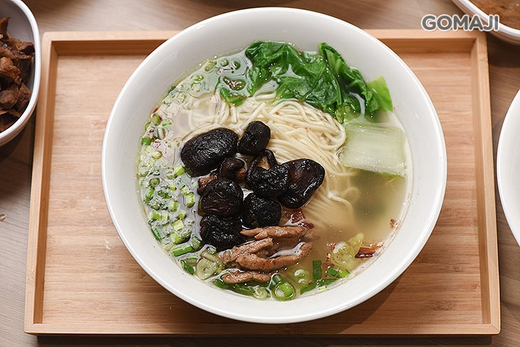 香菇肉絲麵