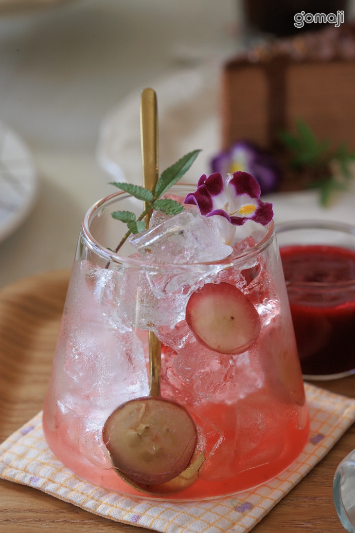 粉紅初夏氣泡飲