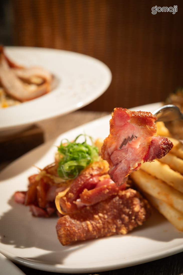 德國酸菜烤豬腳