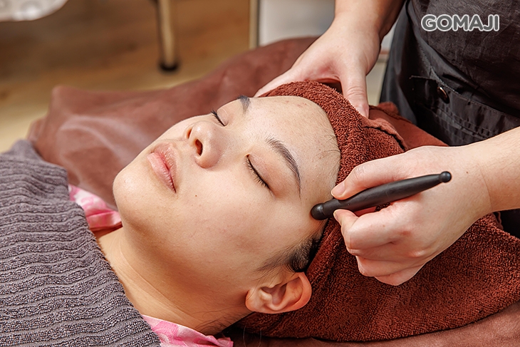 古法名妃臉部砭石舒刮按摩