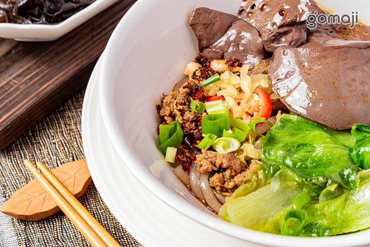 鴨血酸辣乾粉條