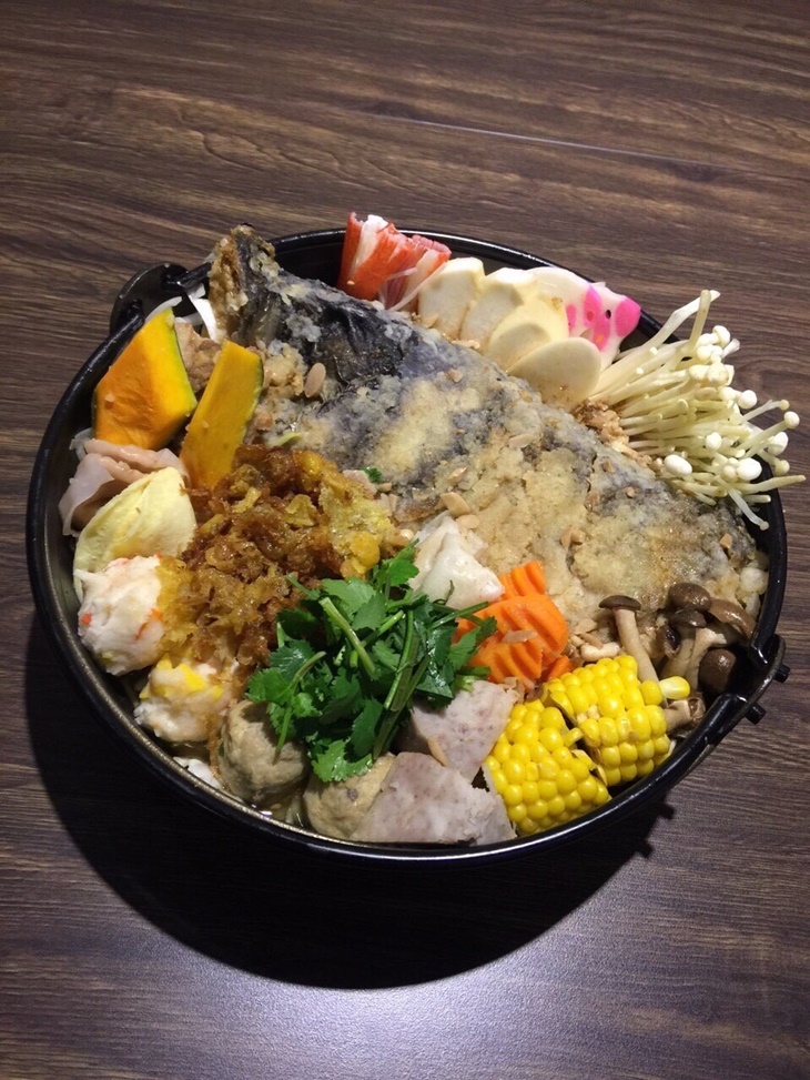 沙茶魚頭火鍋