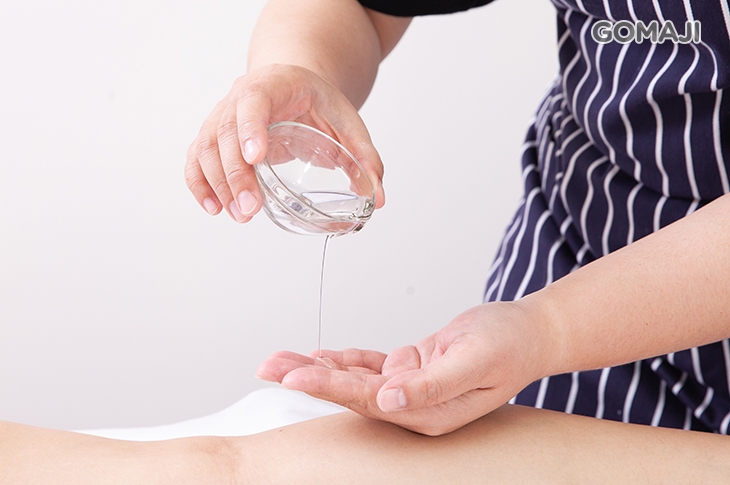 全背舒筋活骨精油鬆筋