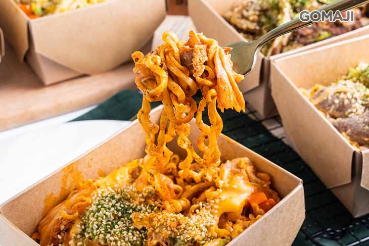 韓國辣雞泡菜風味鐵板麵