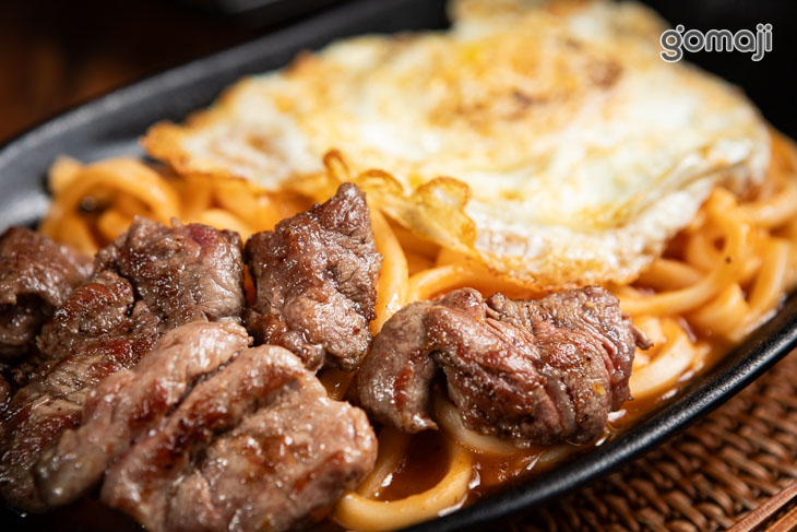 牛肉鐵板麵