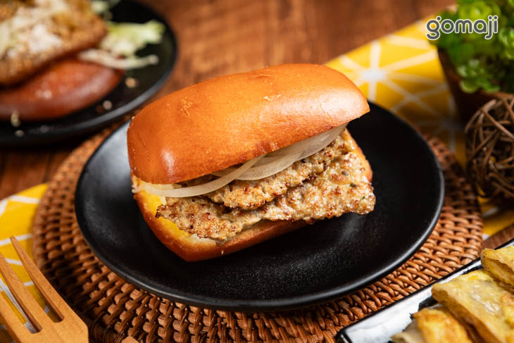 特製肉洋蔥饅頭