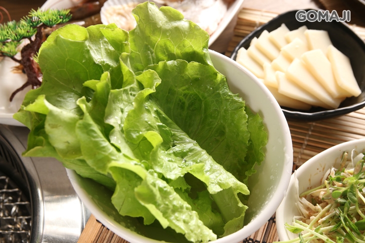 包烤肉生菜盤