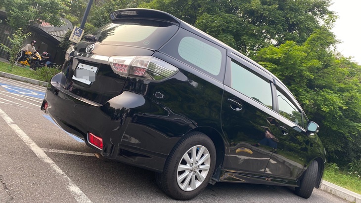 C.假日WISH汽車24H租車