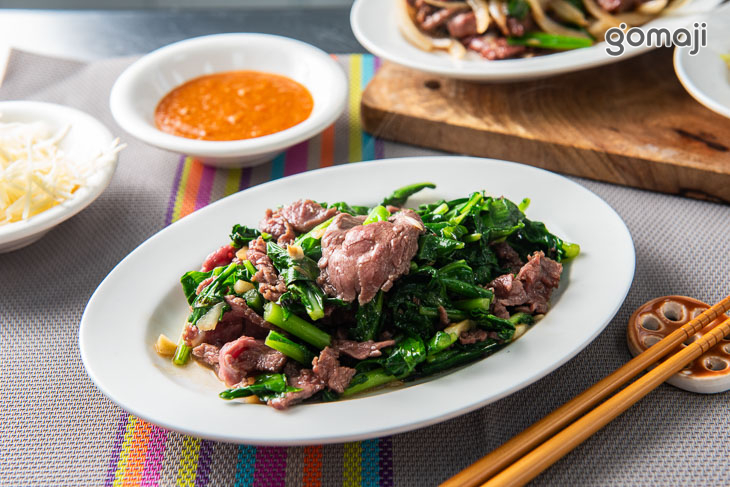  芥蘭炒牛肉
