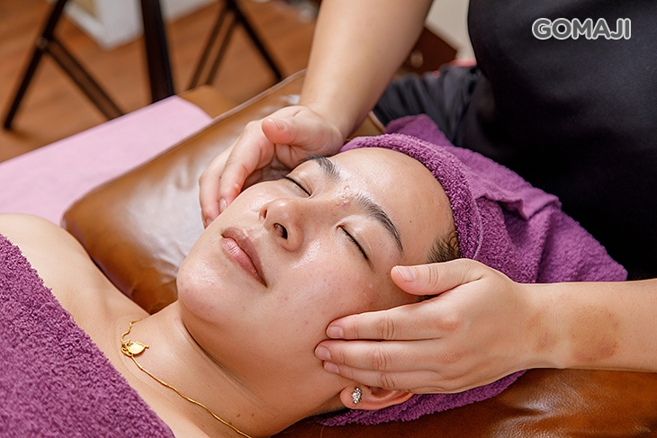 臉部美V提拉技法按摩