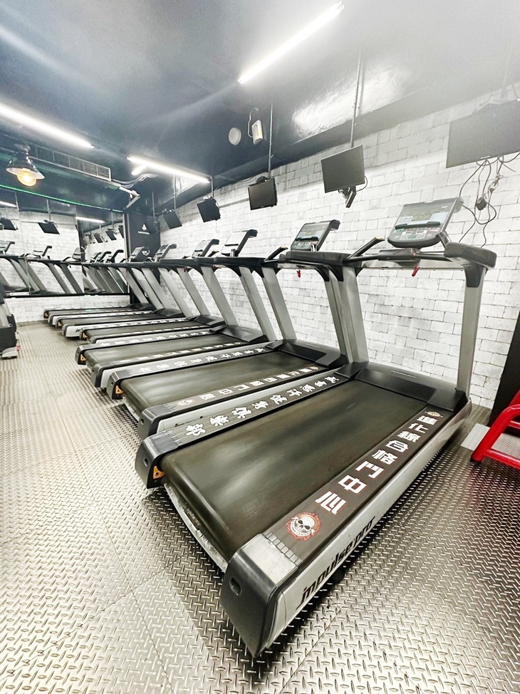 成吉思汗健身俱樂部旗艦館