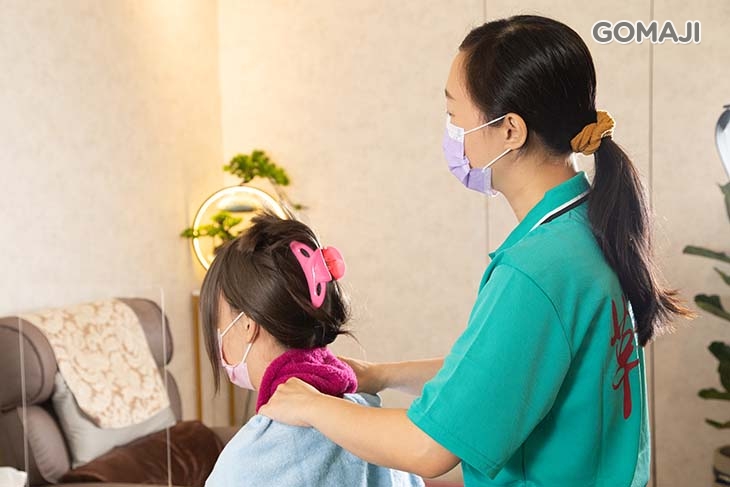 海鹽足浴SPA10分(同步操作肩頸按摩)