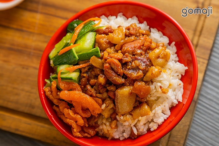 香共共滷肉飯
