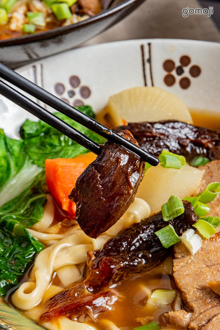 清燉半筋半肉麵