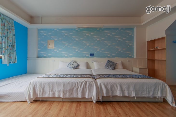 溜滑梯四人房(1)