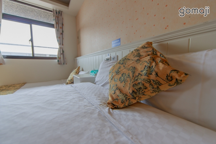 溜滑梯四人房(3)