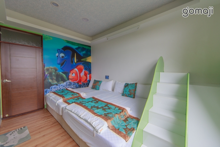 溜滑梯四人房(5)