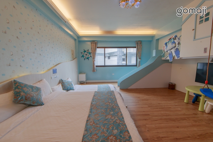 溜滑梯四人房(B)