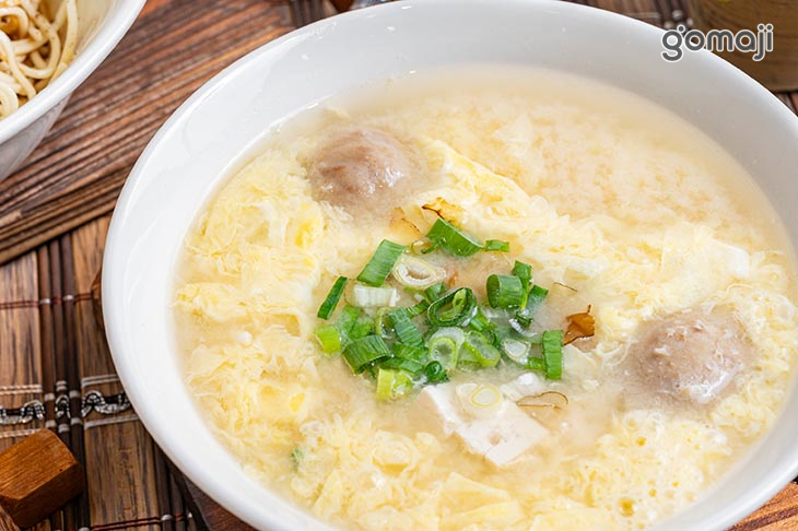 味增蛋花貢丸湯