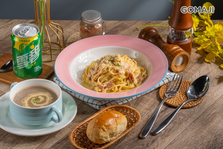 經典培根奶油細扁麵