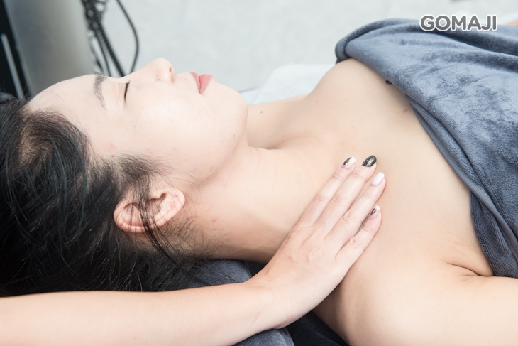 0肩頸、手部按摩