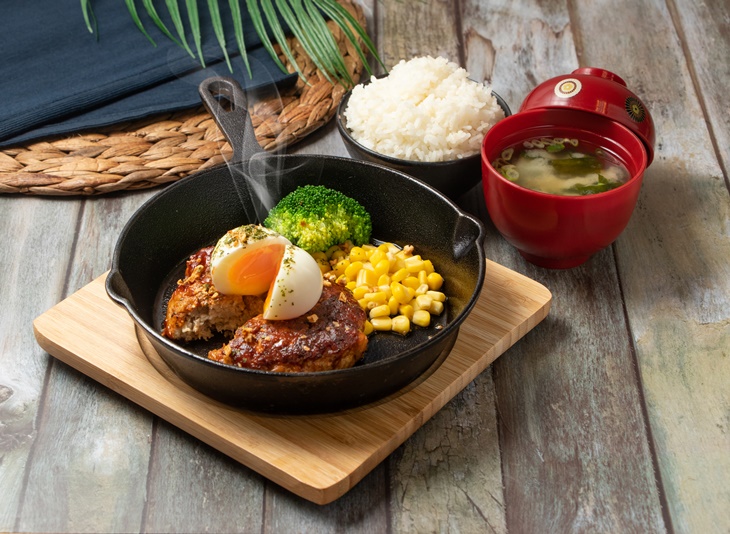 半熟蛋漢堡排定食