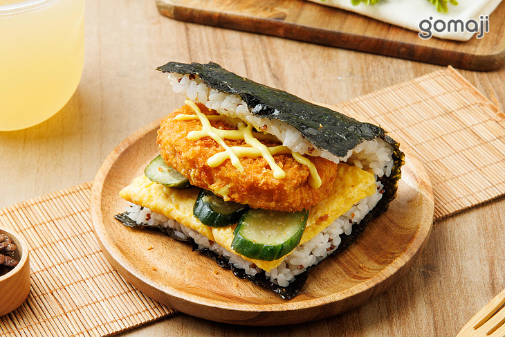 咖哩可樂餅握飯糰