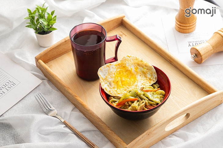 青醬燻雞炒烏龍麵