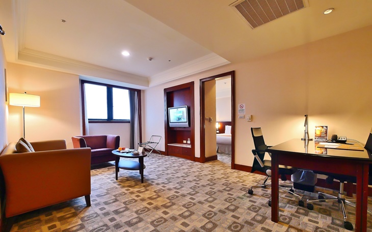 行政豪華套房(二大床)