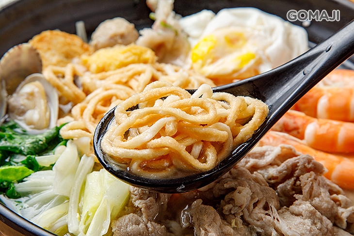 海陸鍋燒麵一份(雞絲麵)