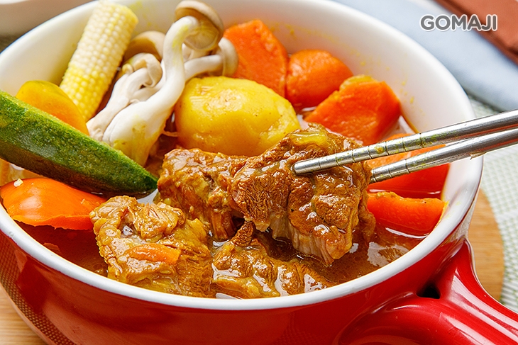 咖哩牛腩腱飯一份