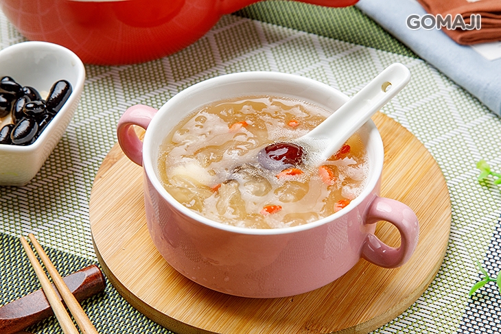 養生白木耳紅棗蓮子湯一份