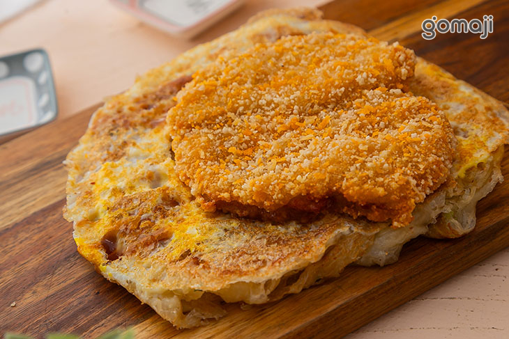 蔥抓餅蛋+無骨雞排套餐