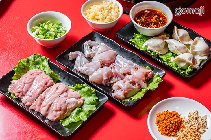 腦花(限量)&牛蛙(限量)&手工鮮蝦瘋水餃