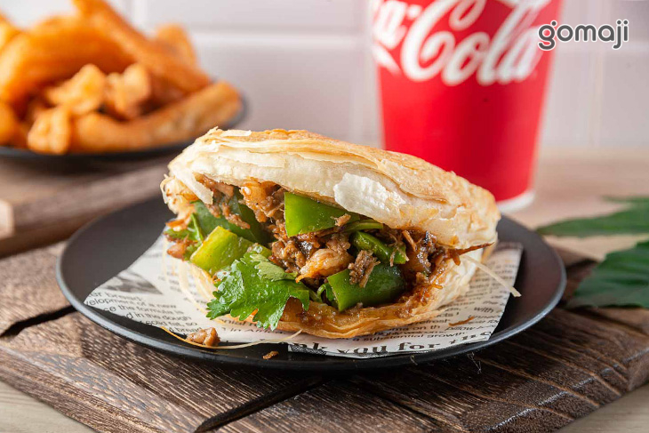 巴蜀麻辣剁剁肉 + 酥炸甜不辣 + 飲品