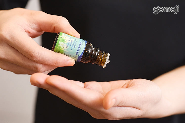 芳香精油舒緩緊繃頭皮